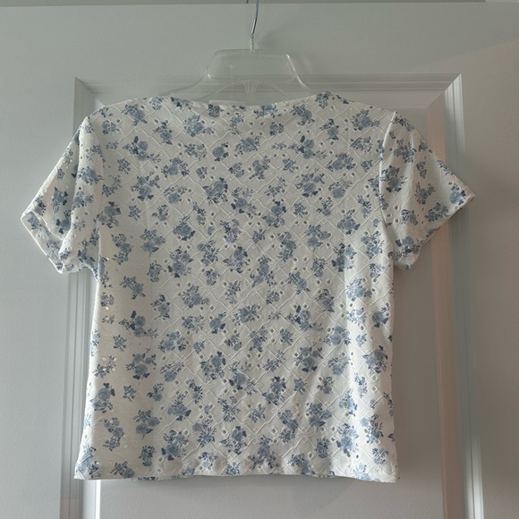 NWT Floral Crop Top - Picture 3 of 4